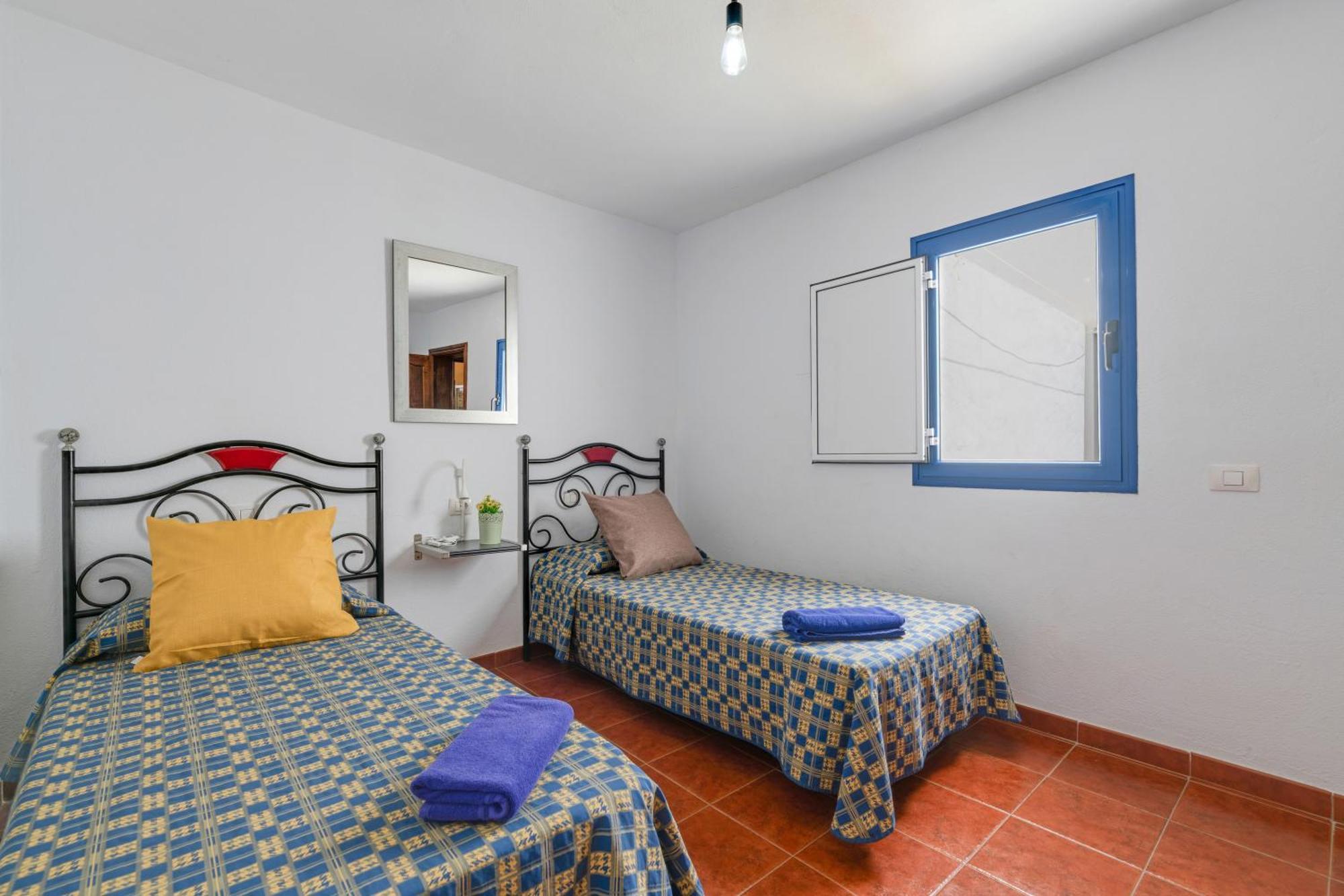 La Caletilla La Graciosa Apartment *