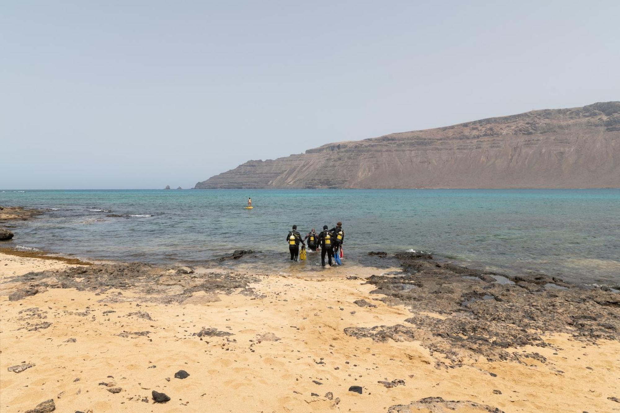 La Caletilla La Graciosa Apartment *